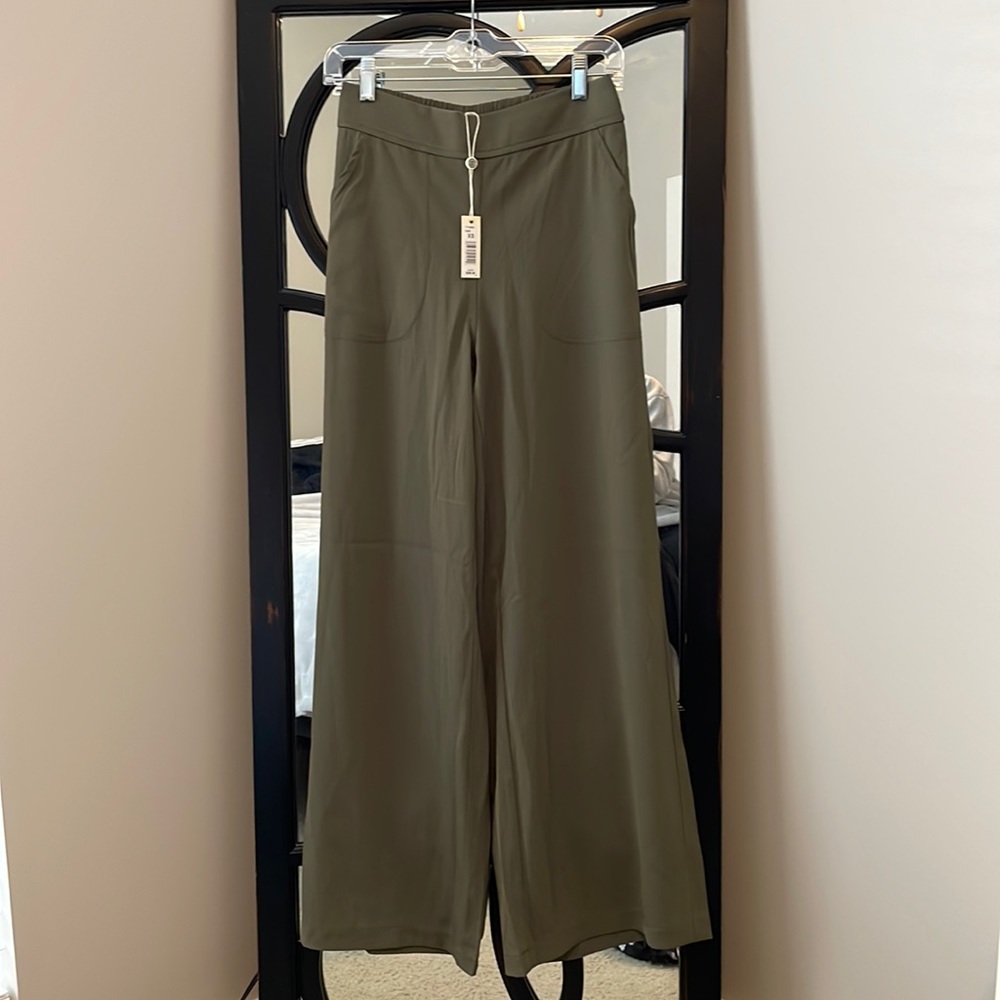 Max Studio Wide Leg Pant